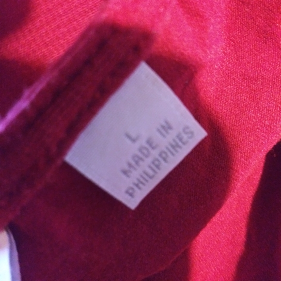 Dark red, sleeveless blouse. - Picture 3 of 5